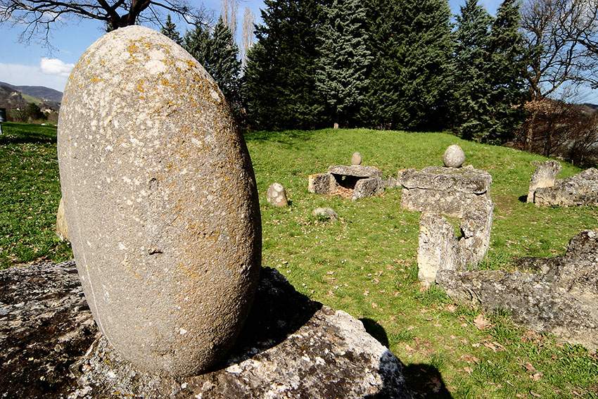 Facts and Symbols Of Our Forebears Of Chianti Classico Region