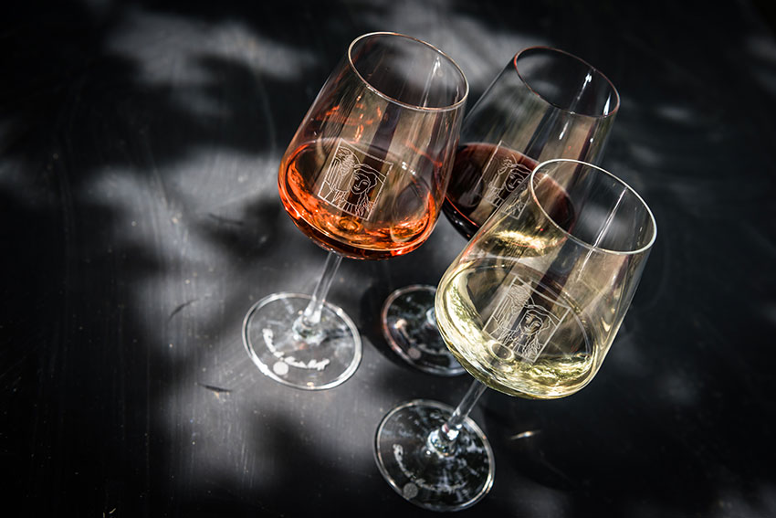How to Best Enjoy Wine in Summer