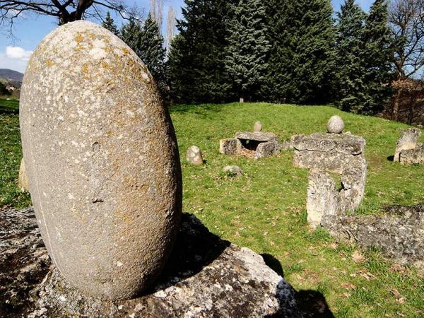 Facts and Symbols Of Our Forebears Of Chianti Classico Region